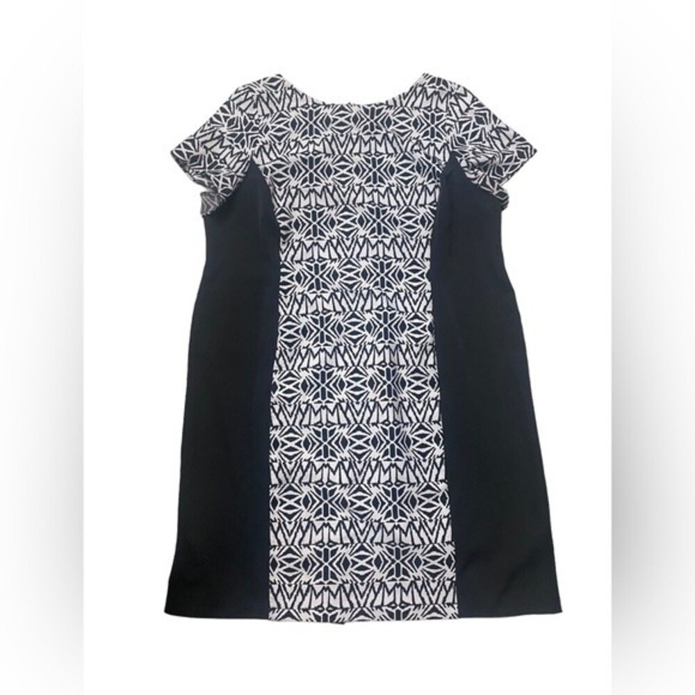 Maya Brooke’s Slimming Black and White A-Line Evening Dress-size 24W